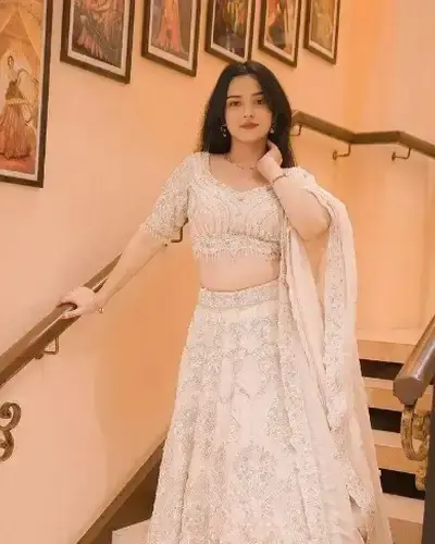 Escort Kubolong